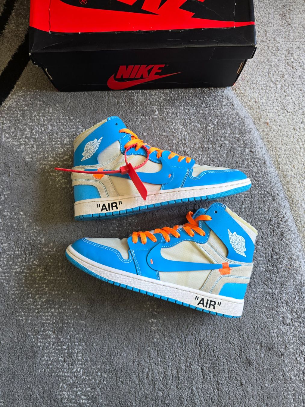 Scarpe da uomo: Jordan 1 High off white UNC – Usato da Bôle venduto da A_Kickstory 2