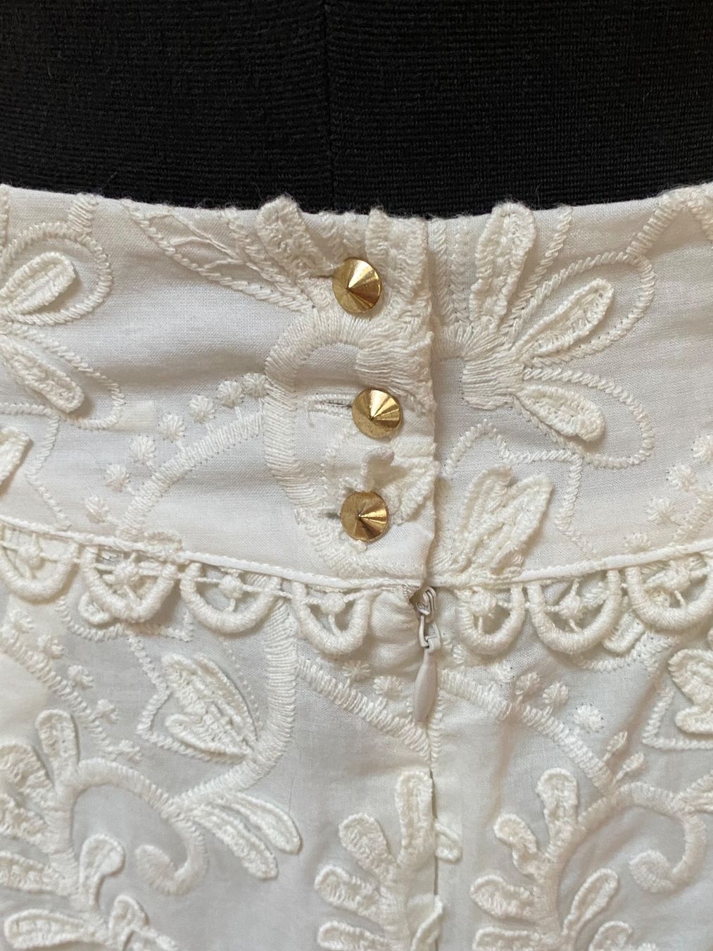 Cream Gonne: Pretty cream cotton skirt. S – Nuovo (secondo la descrizione) da Grund b. Gstaad venduto da PlageNeige 3