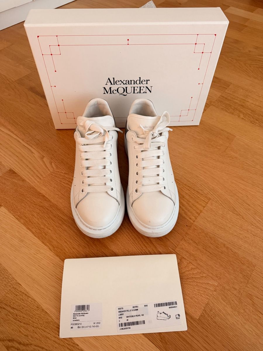 Alexander Mcqueen Herrenschuhe: Alexander McQueen Sneaker Weiss - Grösse 40 – Gebraucht aus Niederwangen BE von xoni_6