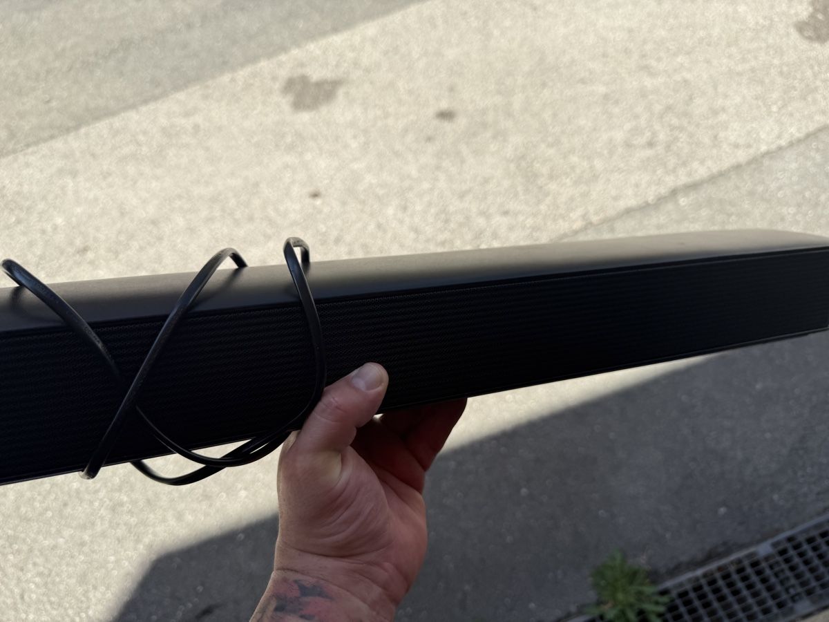 LG Lautsprecher: Barre de son lg  – Gebraucht aus Crissier von Body-Jonat 1