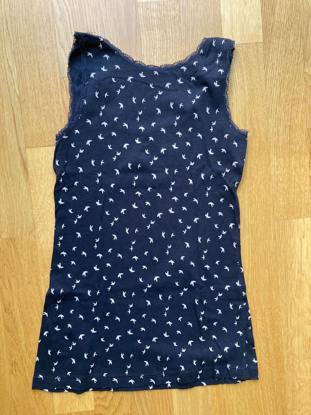 H&M Tops: Top mit Vogelprint | H&M * Grösse M – Gebraucht aus Basel von AufeinenBlick 1