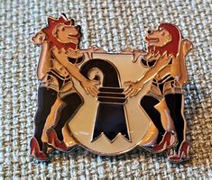 L740 - Pin Polizei Basel Logo Löwen Girls