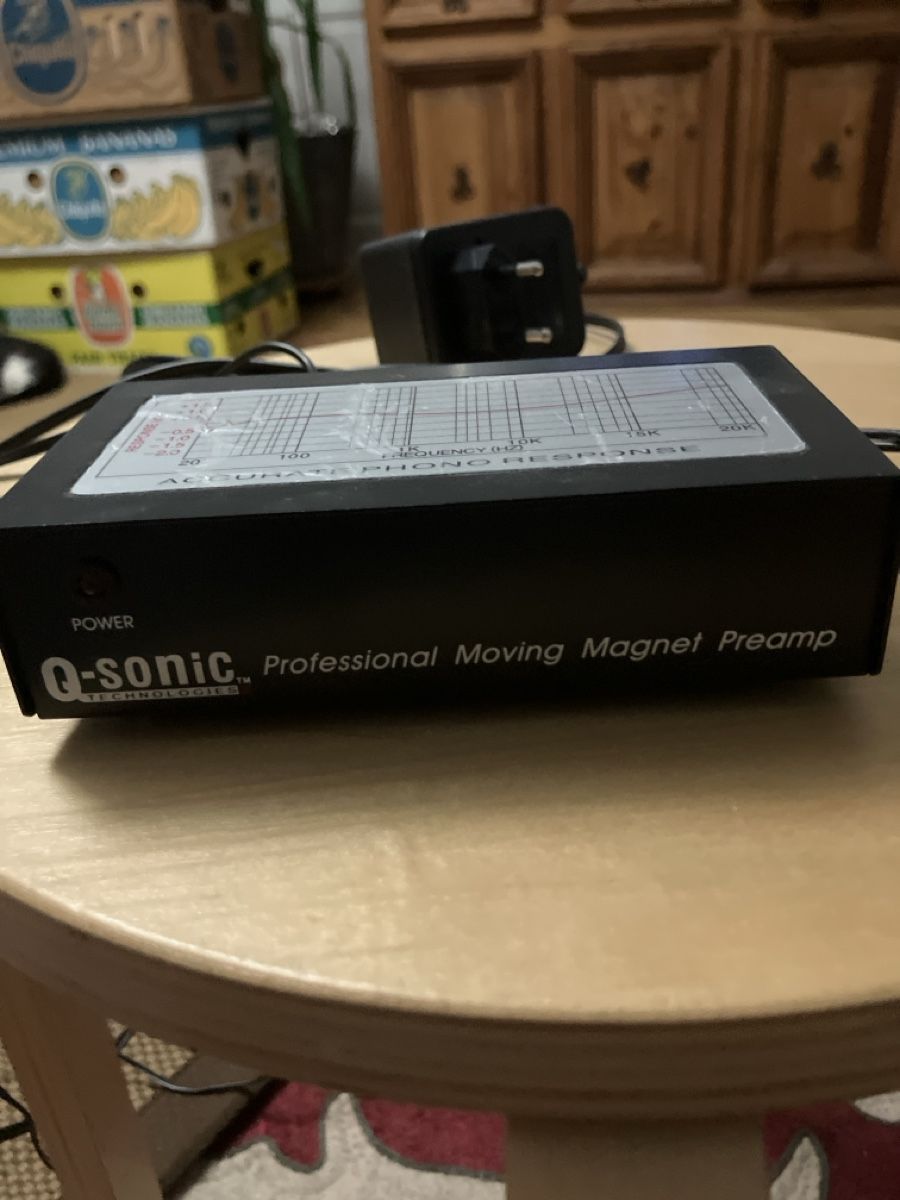 Amplificateurs: q-sonic professional moving magnet preamp – D'occasion à Basel par Wiub 1