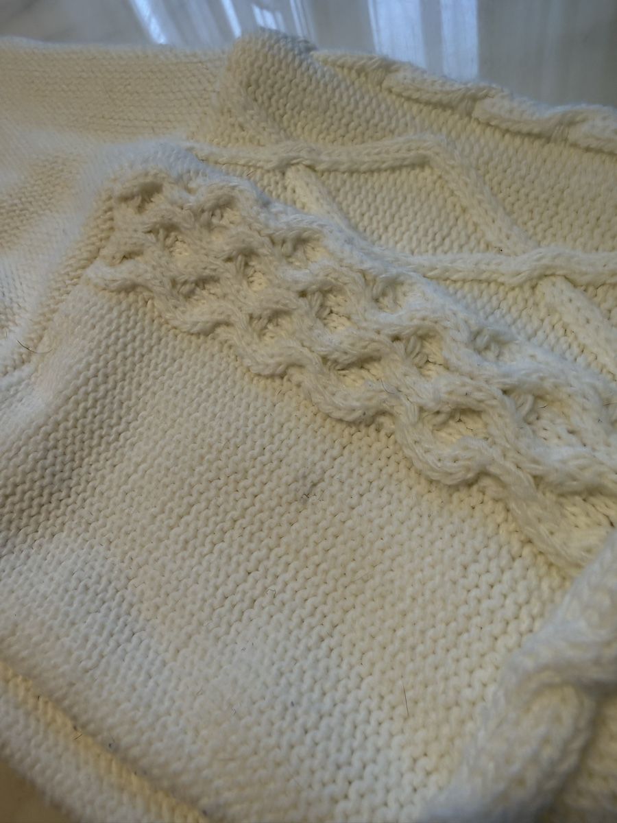 Vestes: TRENDYOL Strickjacke, Grösse L – D'occasion à Wohlen AG par Coco_91 2