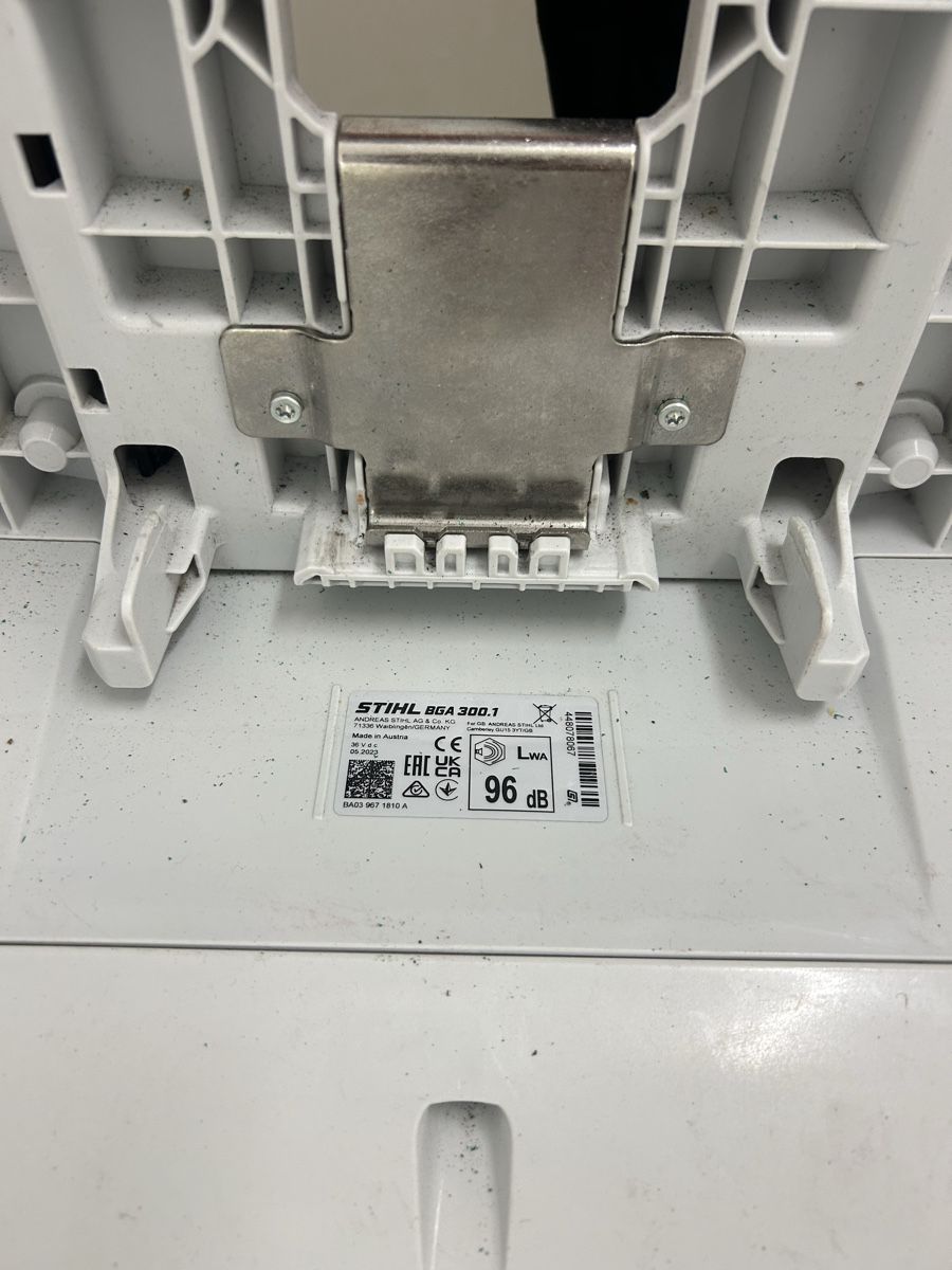 Stihl Aspirateurs & souffleurs à feuilles: STIHL Laubbläser Rückentragbar – Défectueux à Rothrist par Miri_sm6 5