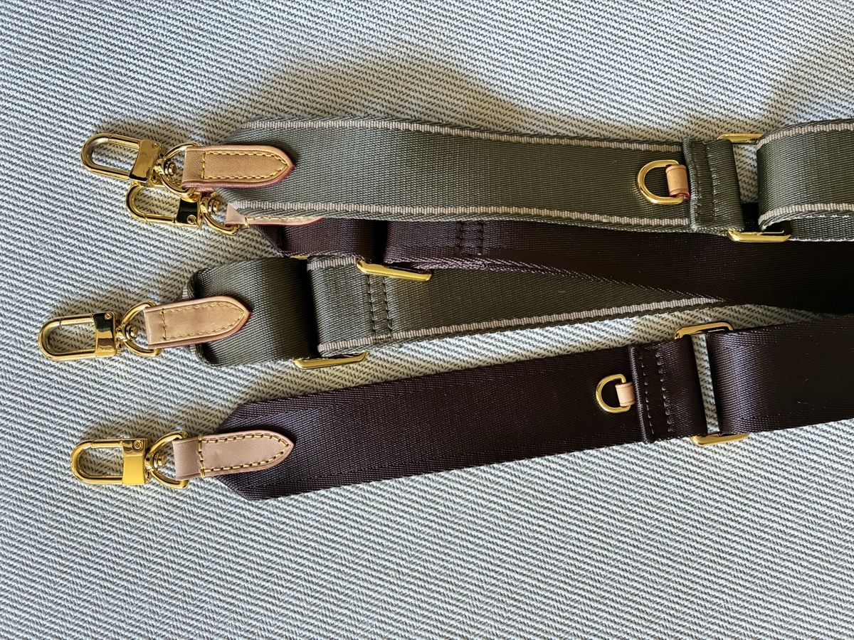 Altro in  Abbigliamento & Accessori: 2 x Schulterriemen – Usato da Zürich venduto da BobJones