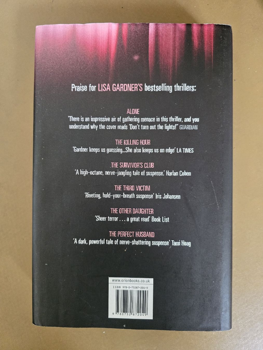 Libri: Lisa Gardner Thriller: hide – Usato da Zürich venduto da Jackiieee88 1