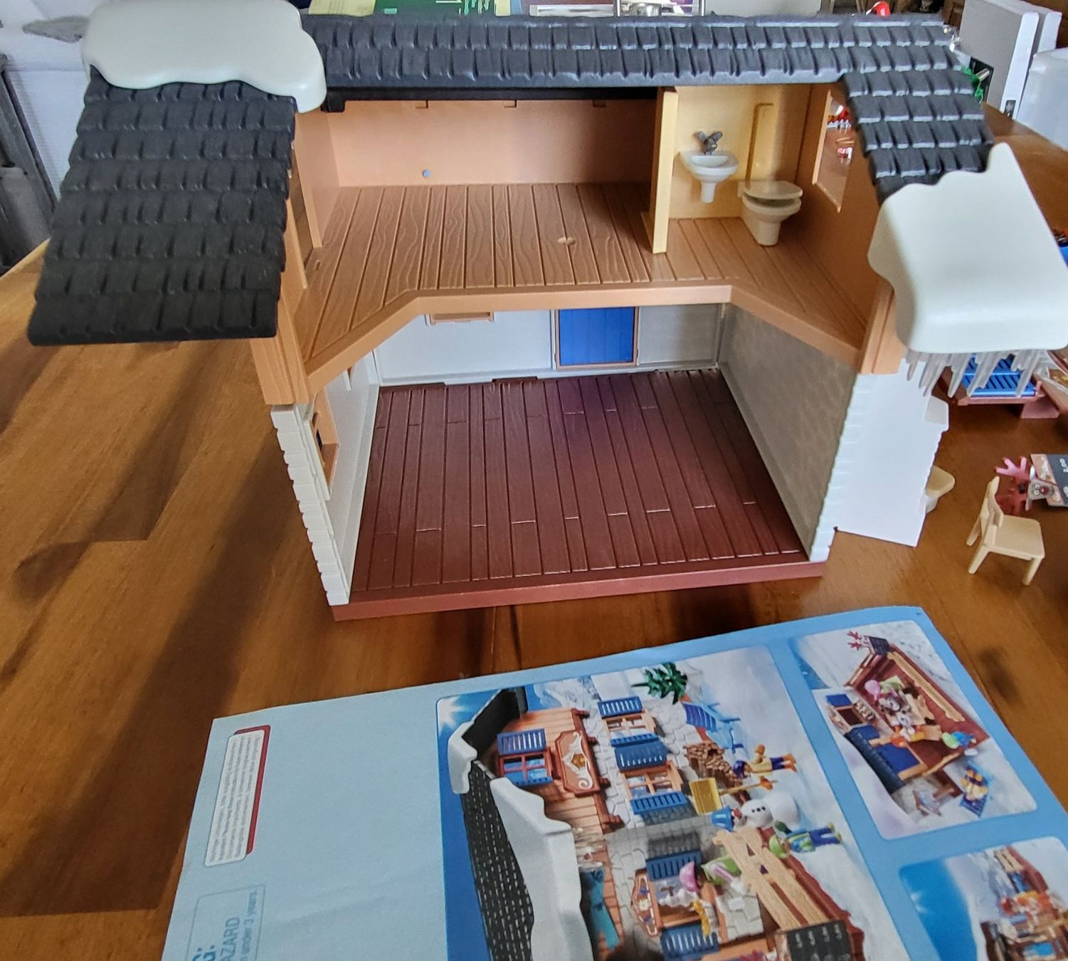 Playmobil Giocattoli: Playmobil Winterhütte – Usato da Wangs venduto da mimidati 2