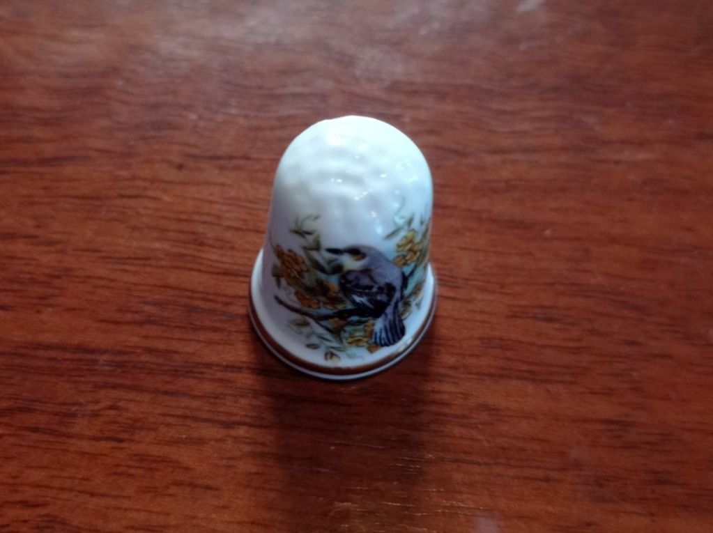 Fingerhüte: Dé en porcelaine vintage – Gebraucht aus Collombey von Anoushka83 2
