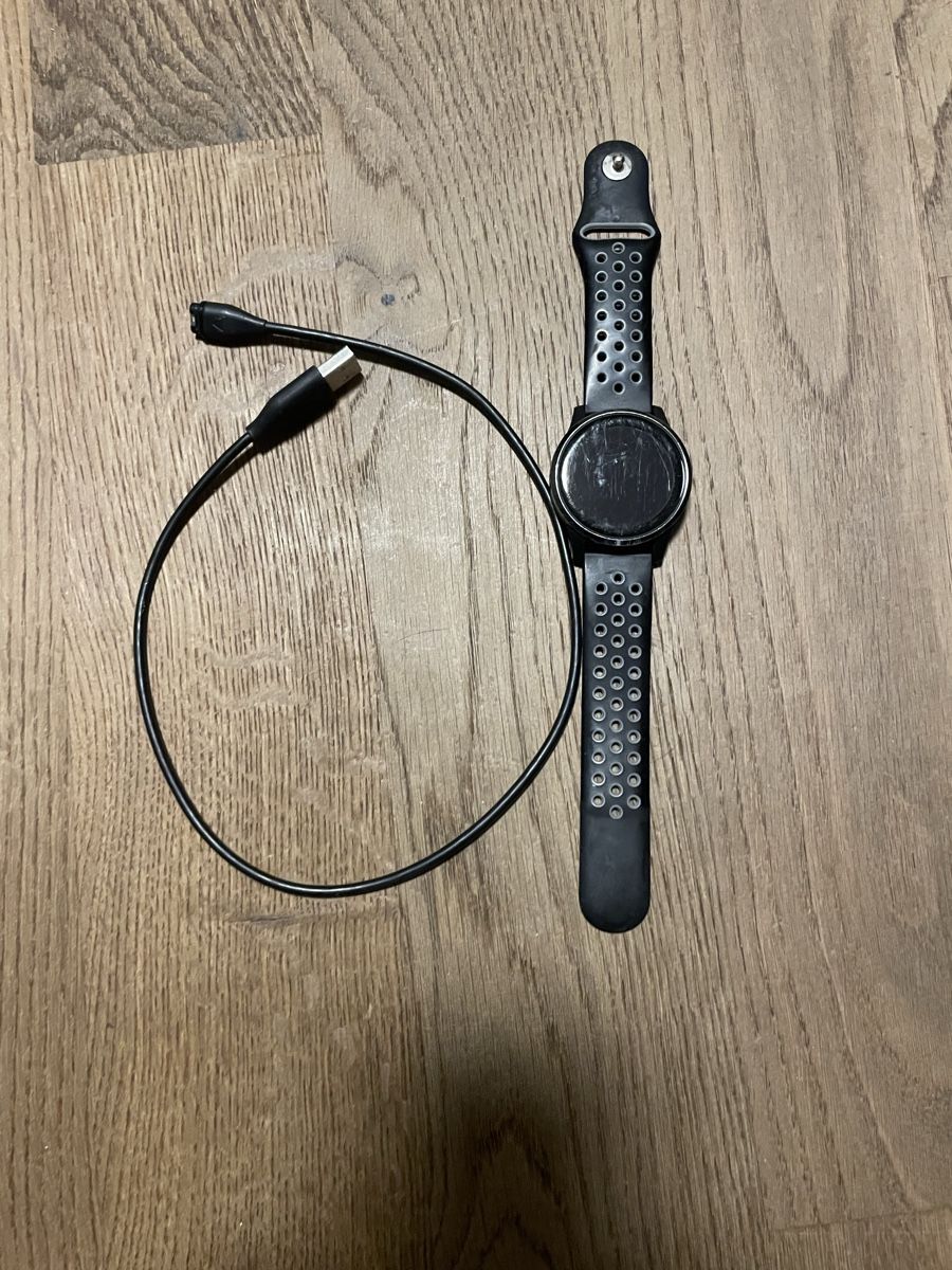 Garmin Smartwatch: Garmin Vivoactive 4 Smartwatch – Gebraucht aus Forch von hug_27y5