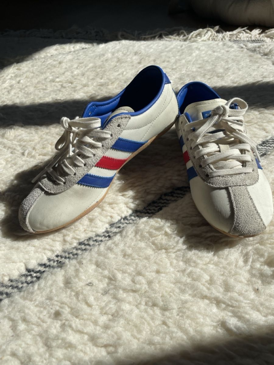 Adidas Chaussures femmes: Adidas Tokyo Sneakers  – D'occasion à Rüschlikon par IDOULA