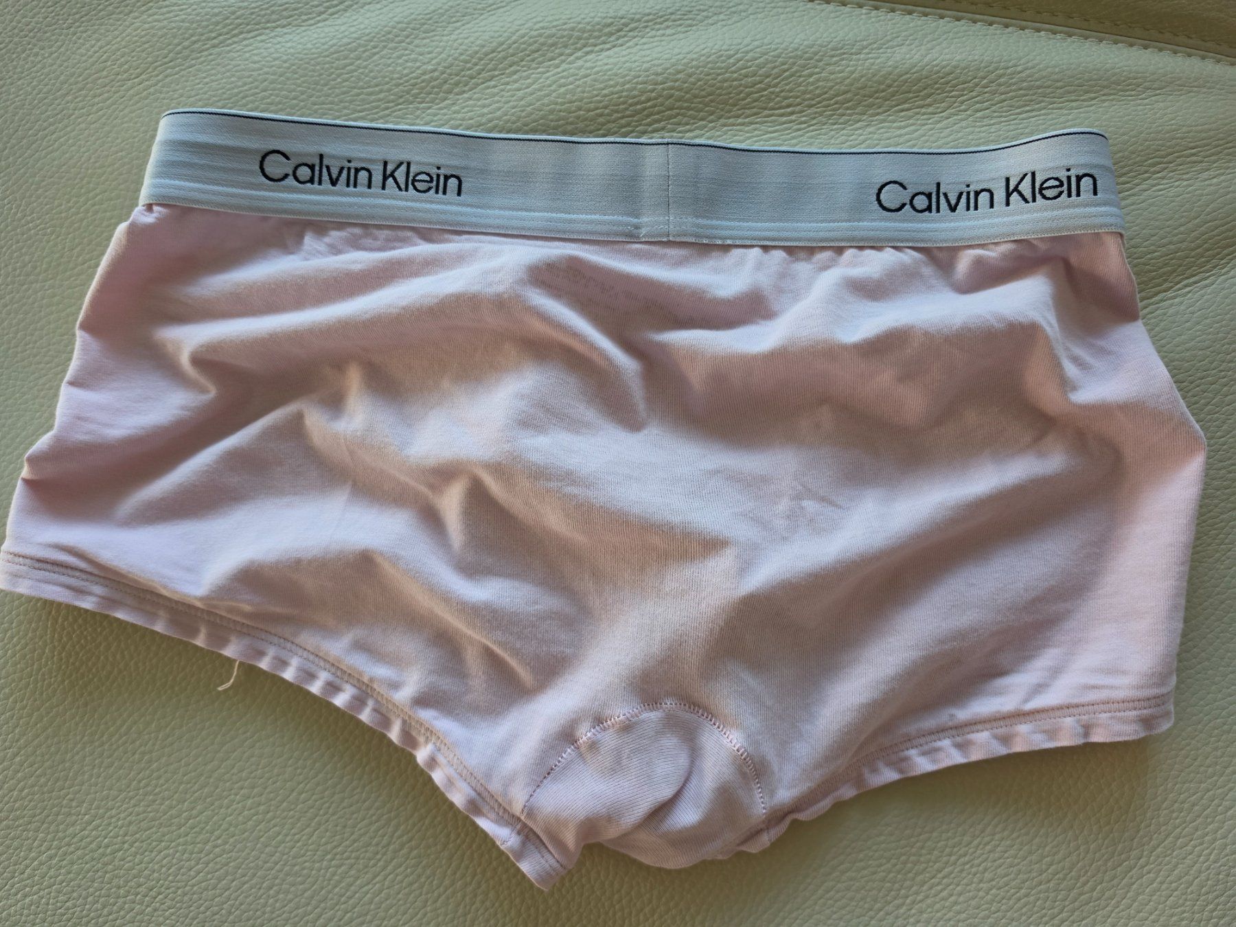 Calvin Klein Unterwäsche: Calvin Klein Unterhose rosa Gr. M – Gebraucht aus Willisau von dor_xp9g 1