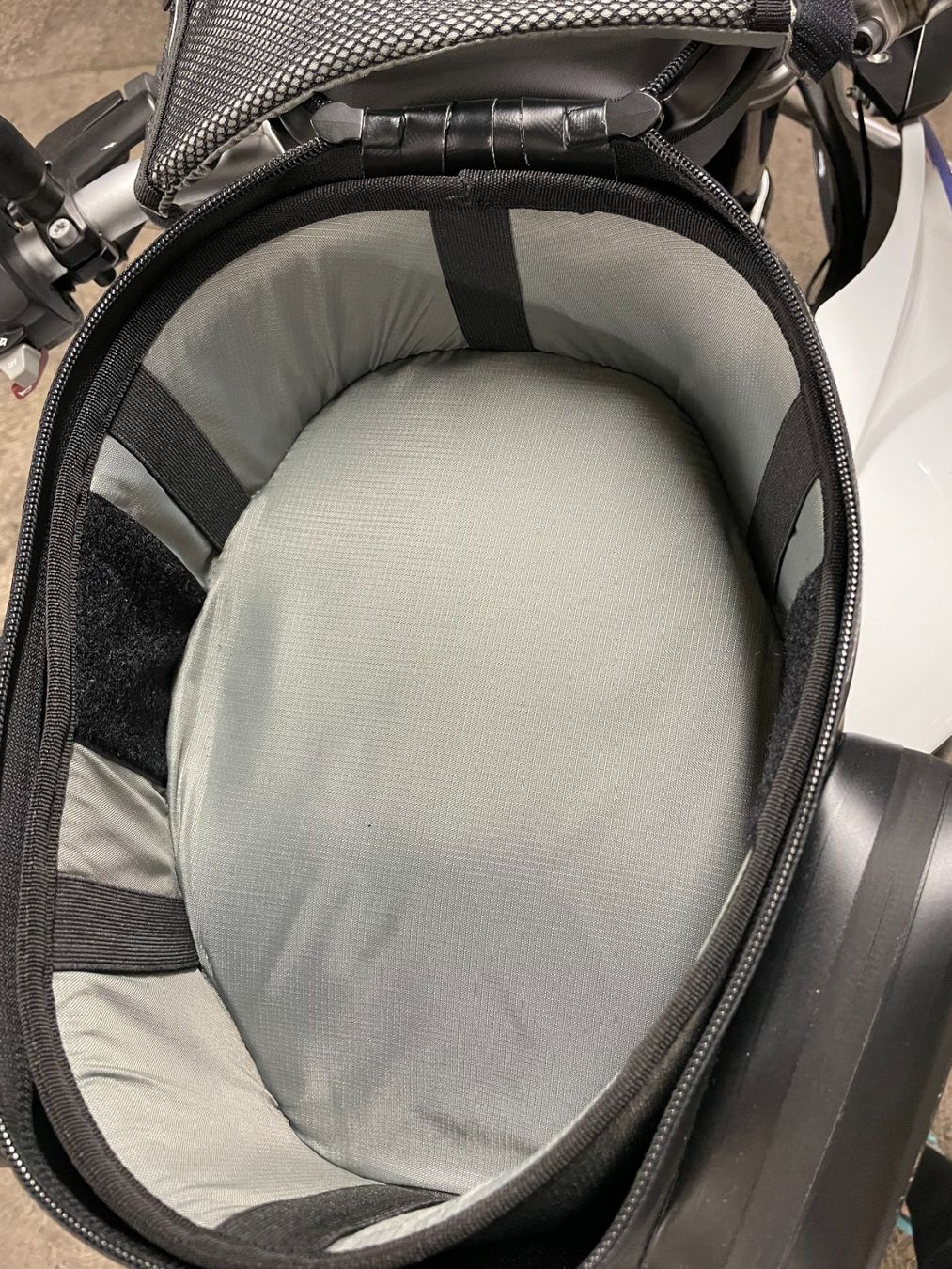 Rucksäcke: Tankrucksack SW-MOTECH PRO City WP – Neu (gemäss Beschreibung) aus Lachen SZ von portbrin 3