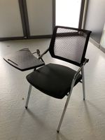 %Designer Klappstuhl mit Schwenktisch und Getränkehalter