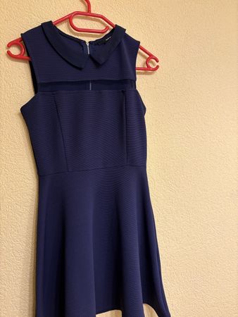 Kleid dunkelblau ärmellos Grösse S neuwertig