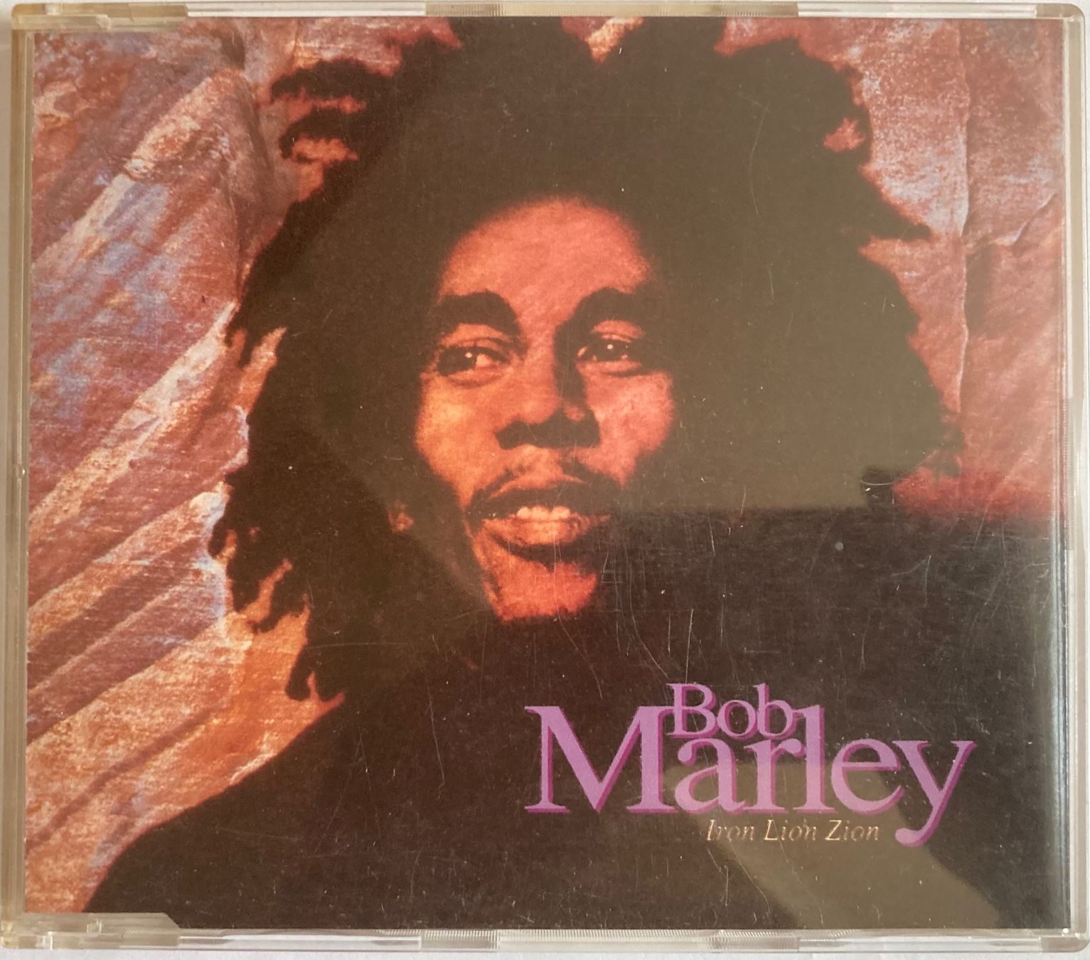 CD: BOB MARLEY - IRON LION ZION – Usato da Poliez-Pittet venduto da Newtown-Records