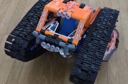 LEGO Technic Kettenfahrzeug Ausstellungsstueck 42140