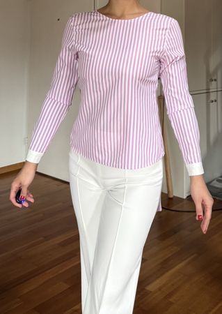 Striped blouse tied in the back