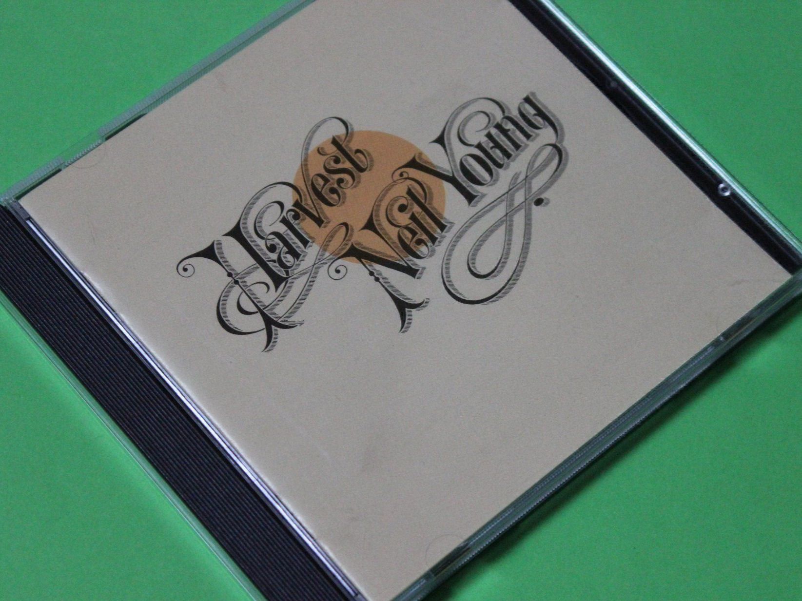 CD: Neil Young - Harvest CD Klassiker 1972 – Usato da Tübach venduto da JamesStone