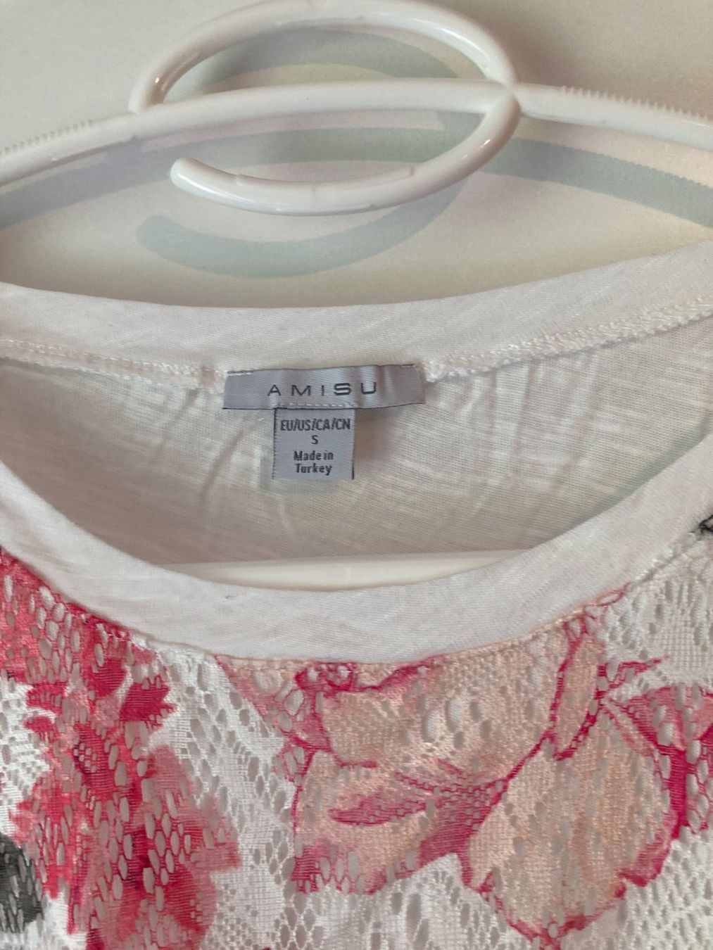 Top: Geblümtes Shirt Gr. S – Usato da Thun venduto da Vans_98 2