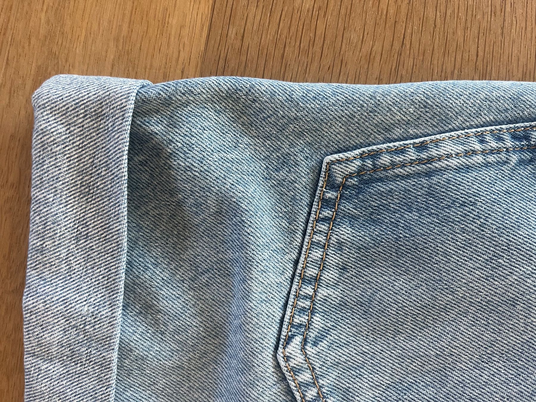 Mango Jeans: Jeans Shorts MNG – Gebraucht aus Laupen BE von lee_ym6v 5