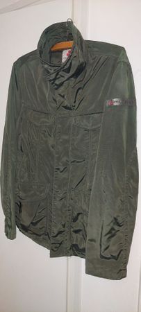 PEUTEREY VESTE LÉGÈRE 48 avec étiquette interne en bon état