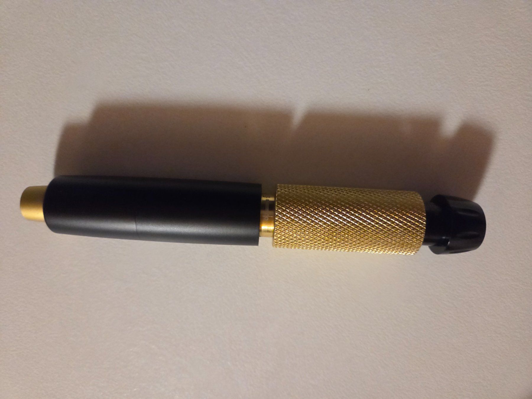 Attrezzature mediche: Hyaluron-Pen – Usato da Basel venduto da Salbuquerque 2