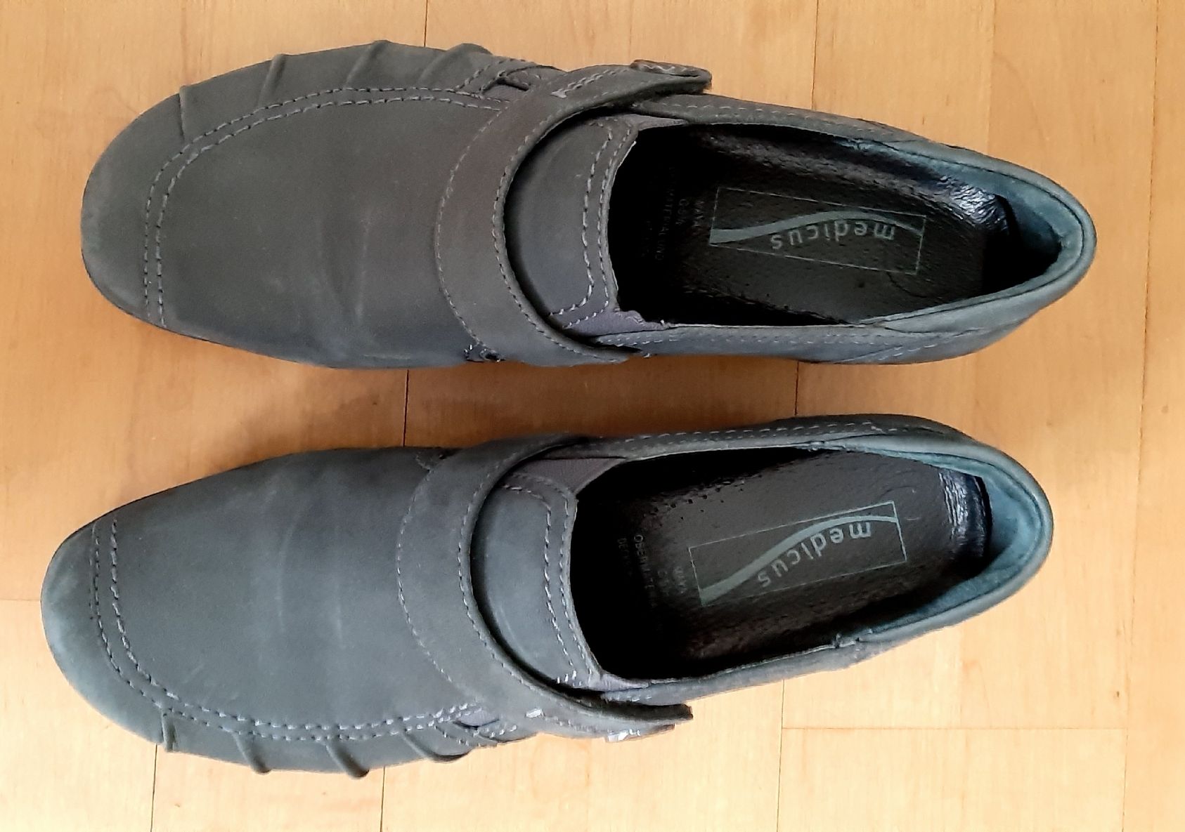 Scarpe da donna: MEDICUS Wildleder-Schuhe, Grösse 38.5/39 – Nuovo (secondo la descrizione) da Kirchberg BE venduto da CZ09 1