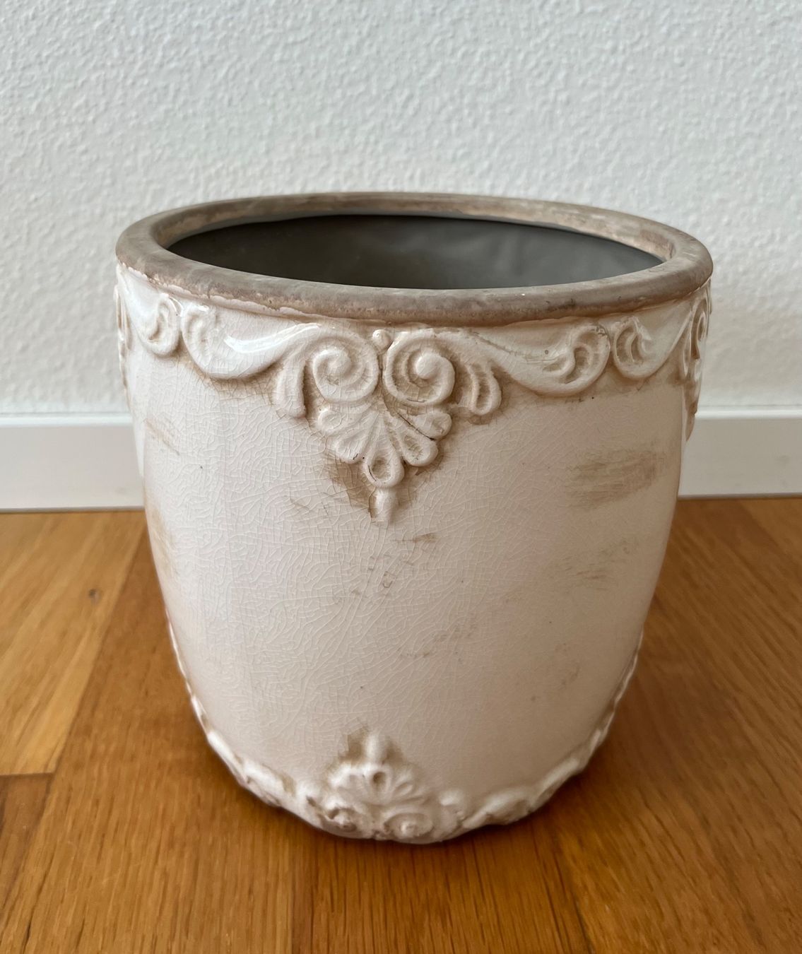 Pots de fleurs: 3 Übertöpfe Cachepots Shabby Chic – D'occasion à Allschwil par millefiori3 4