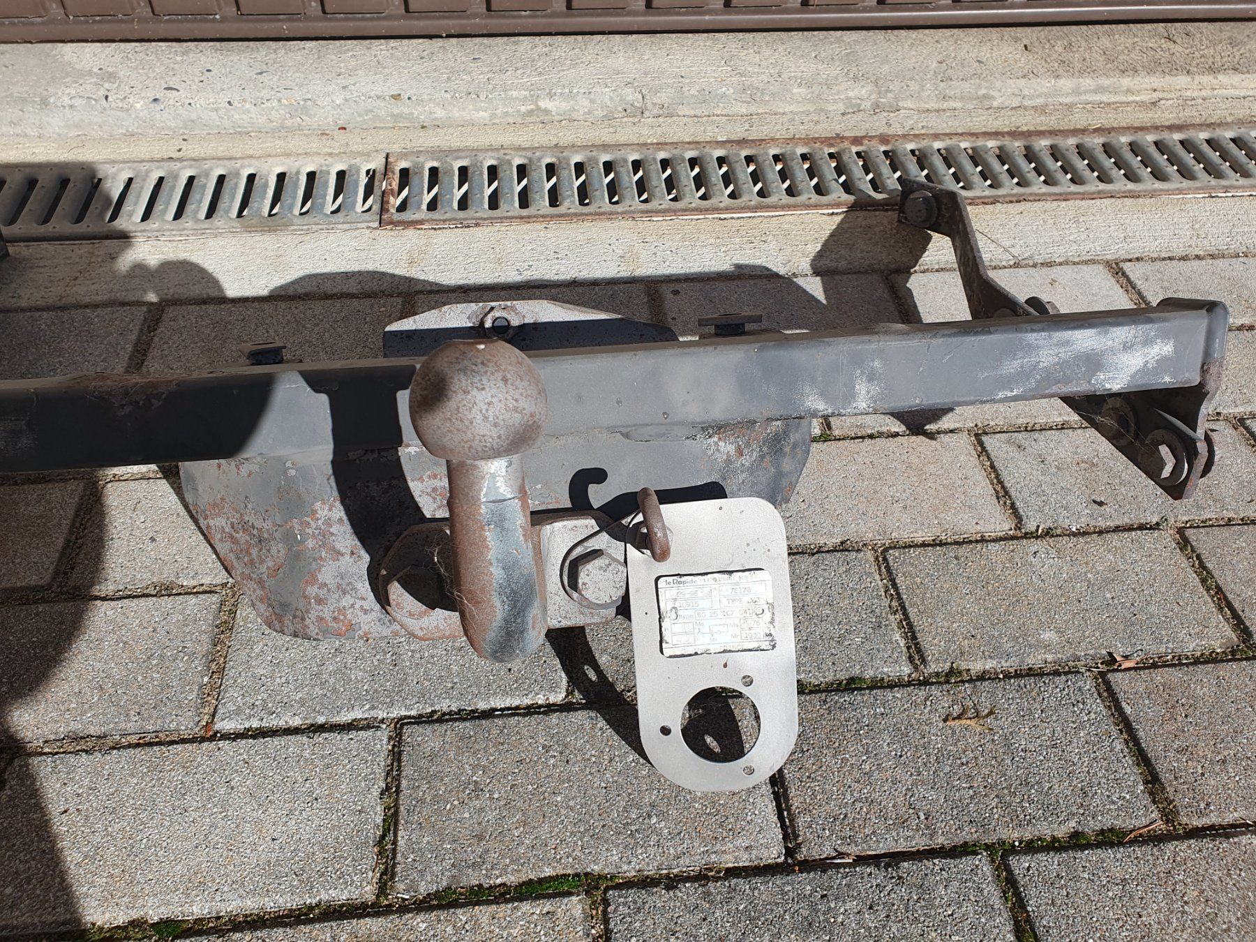 Ganci per rimorchio: Renault Espace II (J63) – Usato da Malleray venduto da Yogi999 1