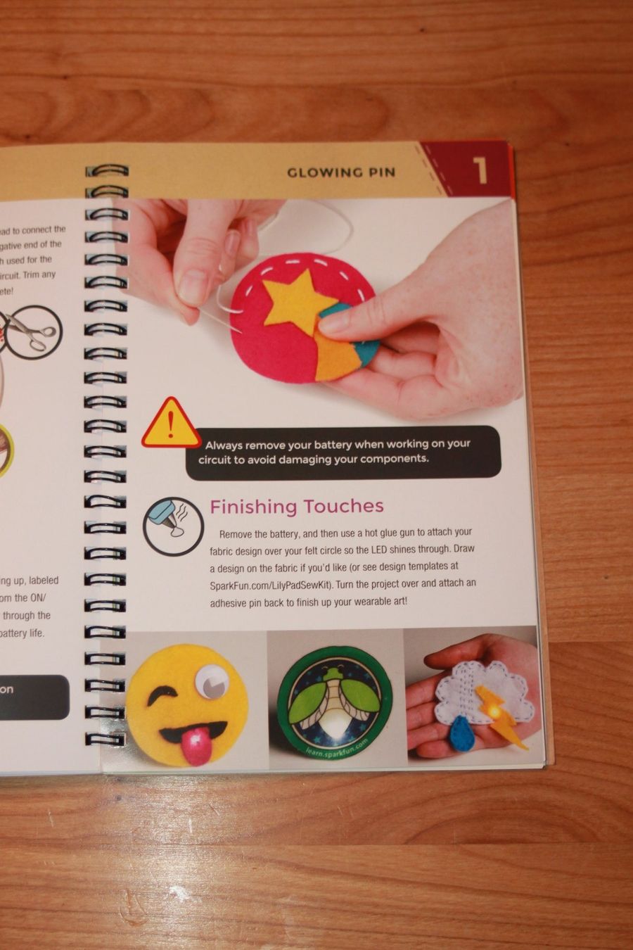 Bücher: Buch:  Lilypad sewable electronics kit guide – Neu und originalverpackt aus Wenslingen von Strick4Alpaca 4