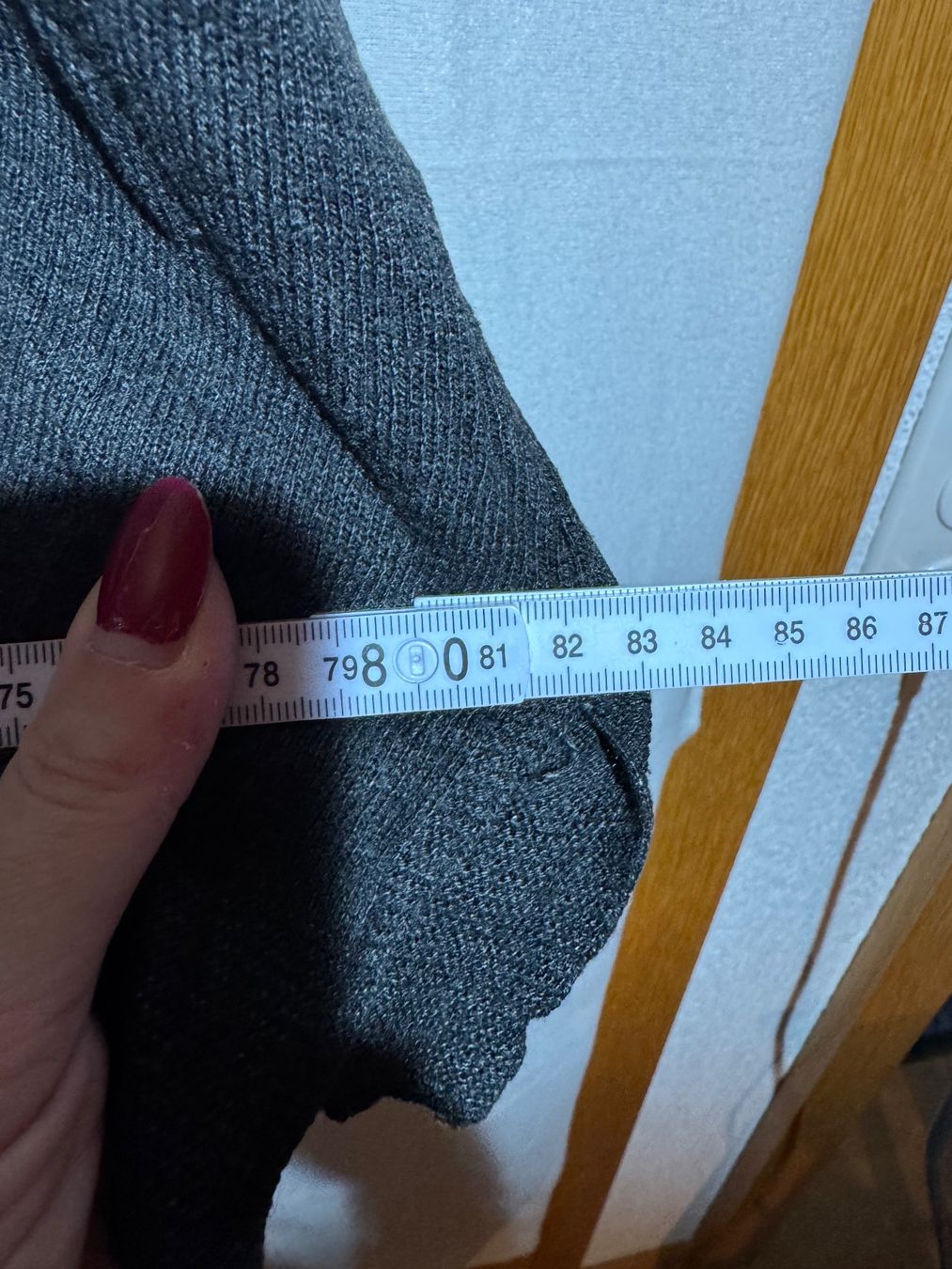 Maglioni & Felpe: Grauer Pullover ca. Gr. XXL – Usato da Grosswangen venduto da SALE_SALE_SALE 7