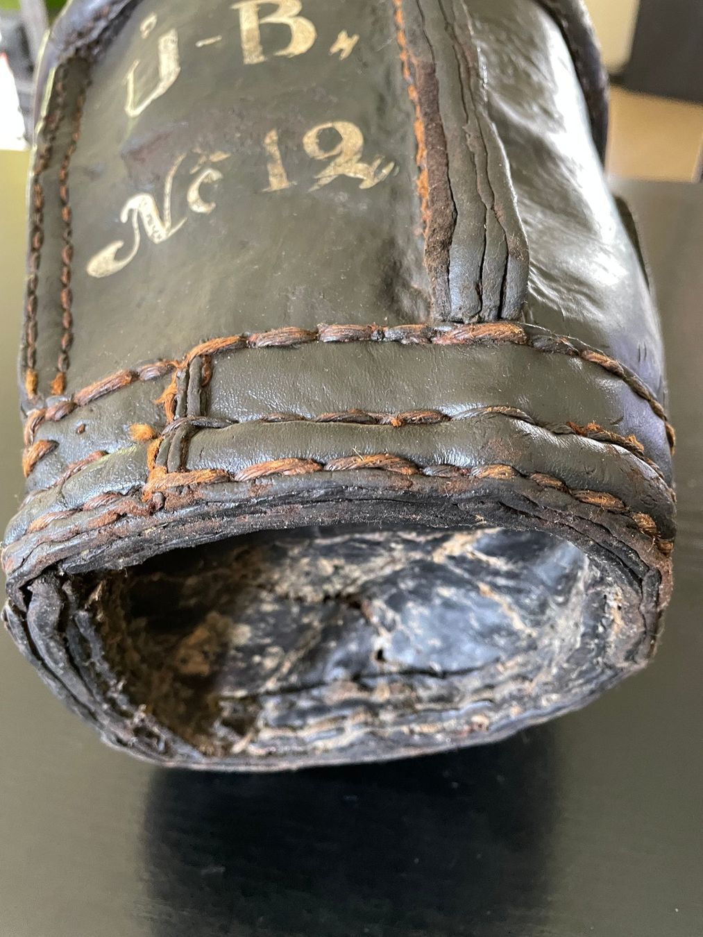 Sonstiges für Haushalt & Wohnen: Löscheimer 1817 Eimer Leder Feuerwehr Erlenbach antik Deko – Gebraucht aus Oftringen von noreply 5
