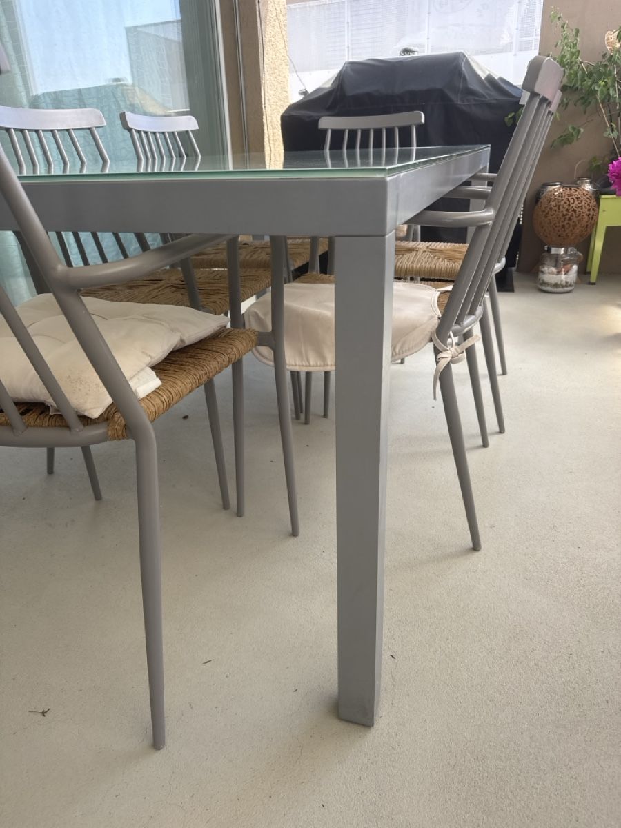 Tischset: Tisch mit Glasplatte und Stühlen Gartenmöbel Set – Gebraucht aus Selzach von Twei1007 2