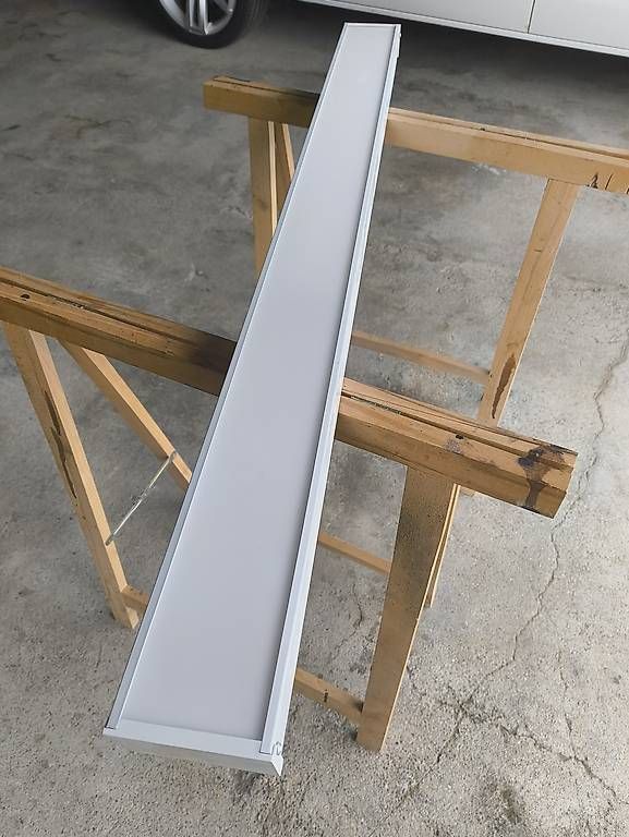 Lustres & lampes de plafonds: Deckenleuchte, LED-Lampe – D'occasion à Wolfhalden par Snaegi