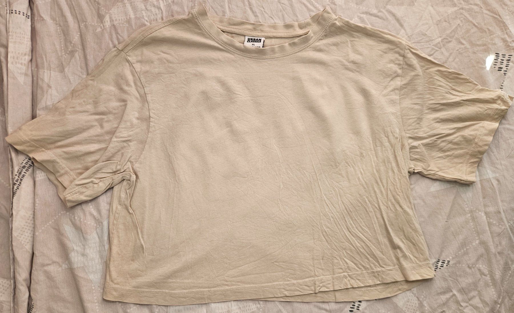 T-Shirts: T-Shirt URBAN CLASSICS Grösse XL – Gebraucht aus Hägglingen von pri_zdz5