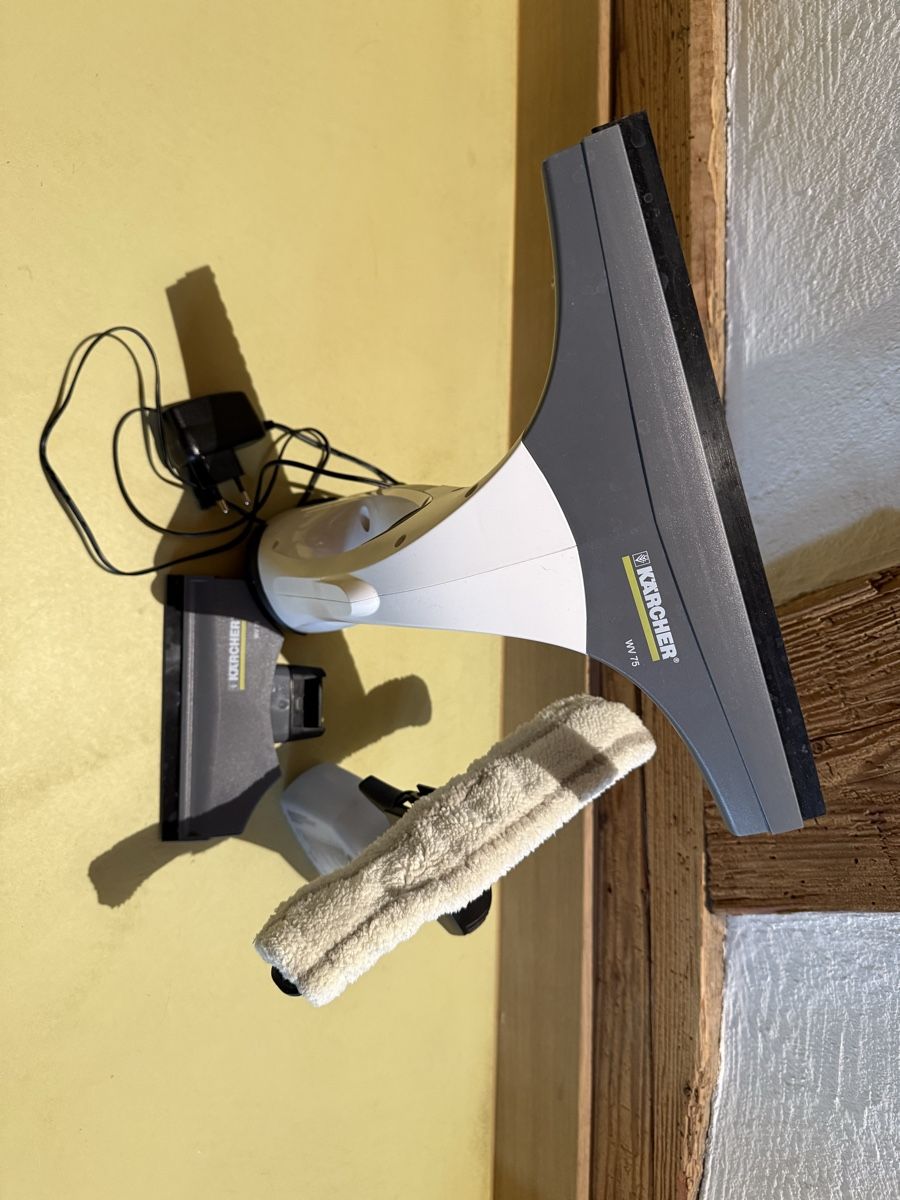 Kärcher Altro per la casa: Kärcher WV 75 Akku-Fenstersauger Set – Usato da Würenlos venduto da Favorit54 2