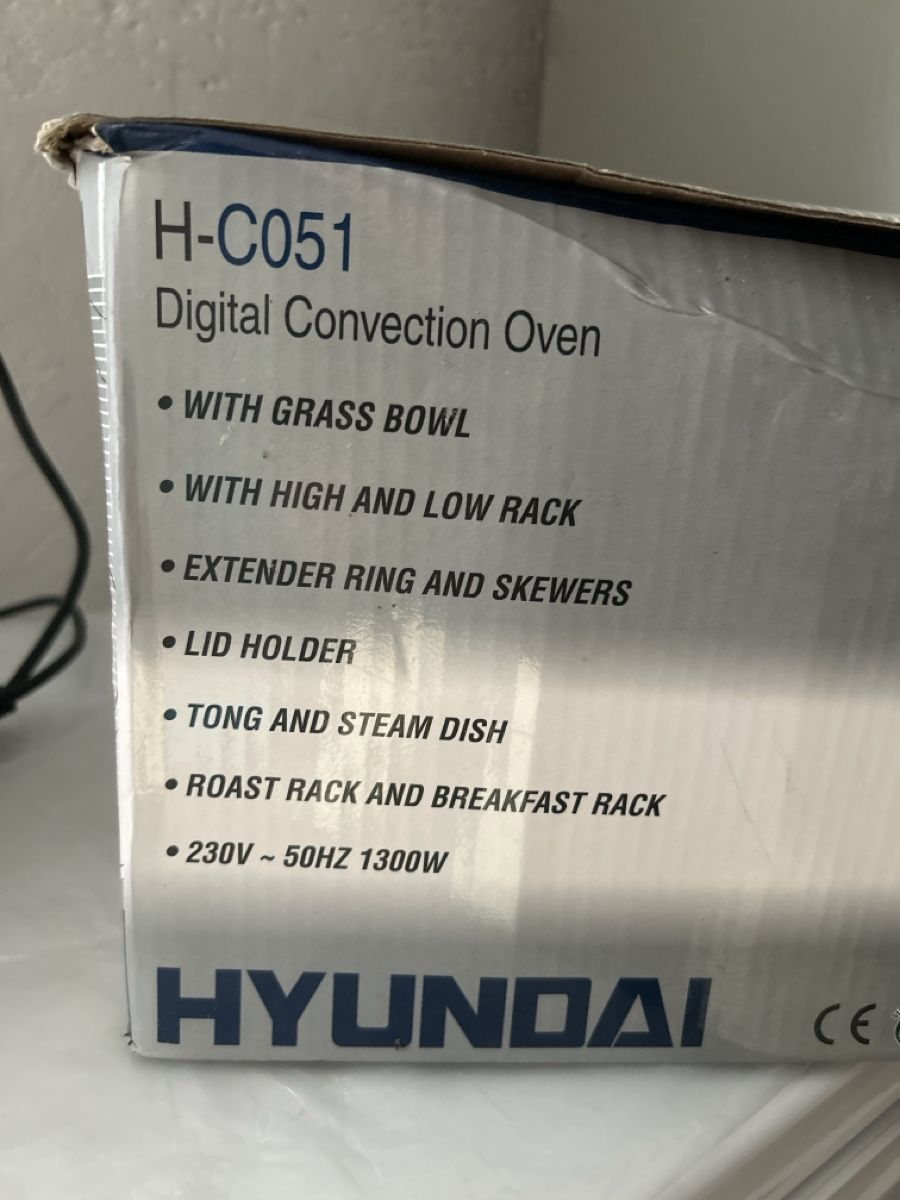 Elettrodomestici da cucina: Hyundai Digital Backofen Neu – Nuovo e nell'imballaggio originale da Dulliken venduto da Lindt.1845 3