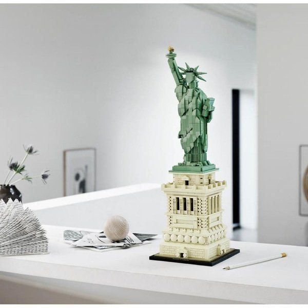 Lego Giocattoli: LEGO 21042 Architecture Freiheitsstatue – Nuovo e nell'imballaggio originale da Matzendorf venduto da SwissMagicKarten 6