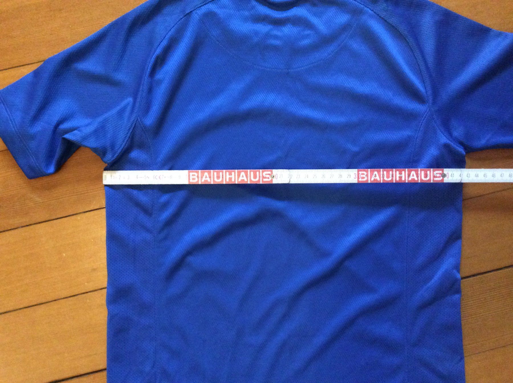 Nike Camicie, T-shirt & Polo: NIKE Bluse, SC Veltheim, Gr.146cm – Usato da Winterthur venduto da Kristiinag 2