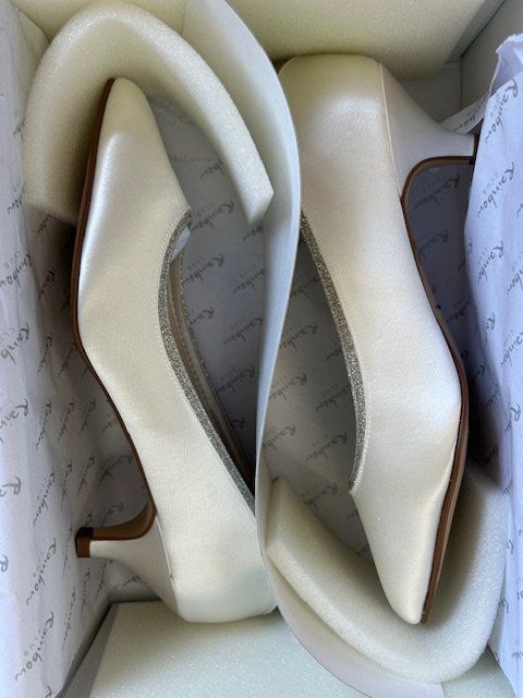 Rainbow Scarpe da donna: Brautschuh Bobbie von Rainbow Gr. 5 / 38 – Nuovo (secondo la descrizione) da Rothenburg venduto da stacostaco 4