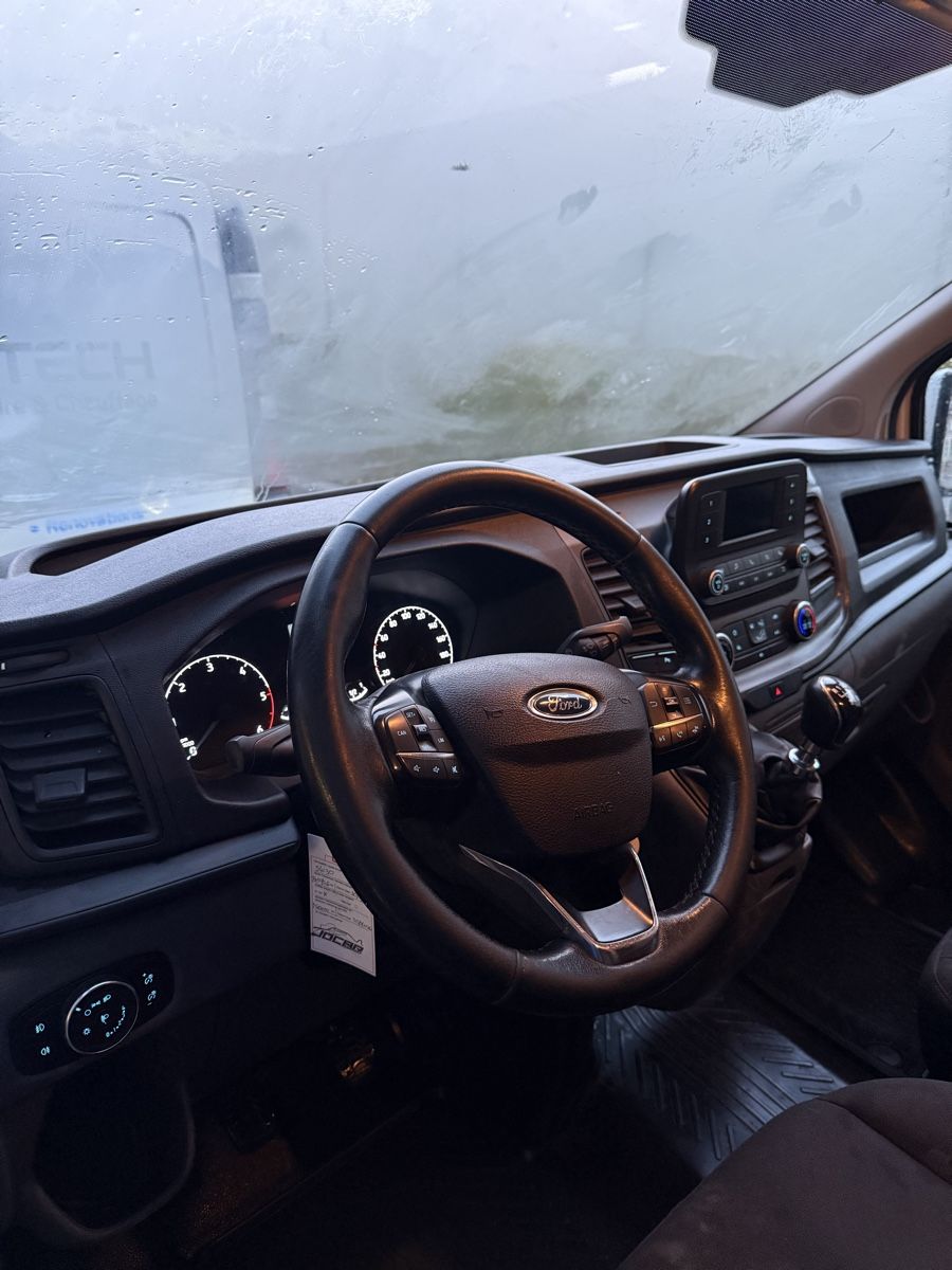 Ford Veicoli commerciali: Ford transit custom 130 L1H1 – Usato da Granges Vs venduto da Patroney 5