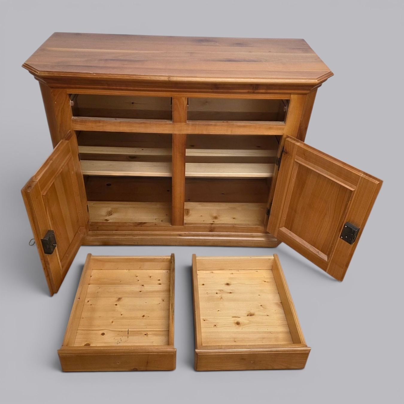 Cassettiere: Kommode Massivholz Landhausstil  – Usato da Rieden AG venduto da RuvensBrocki 3