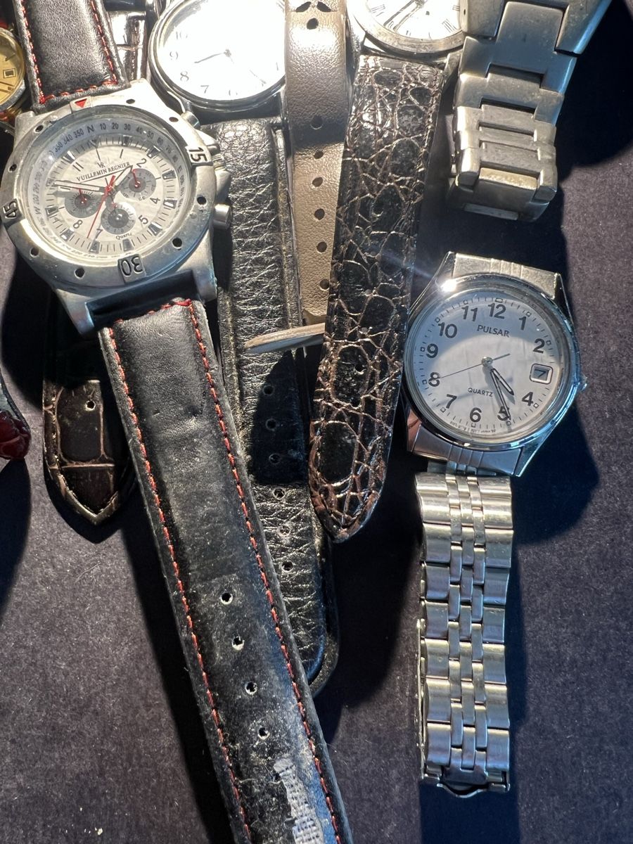 Orologi: Uhren für Bastler – Usato da Laufen venduto da groove60 4