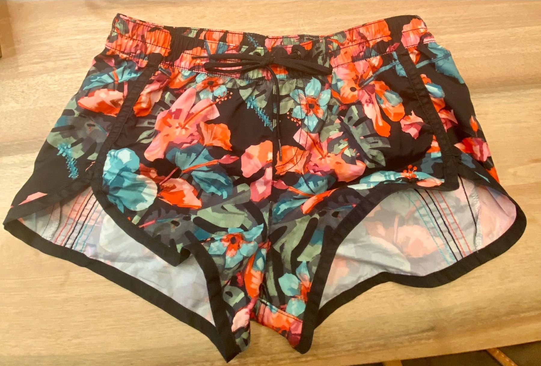 Pantaloni: Shorts Hotpants – Nuovo (secondo la descrizione) da Herrenschwanden venduto da Cate67 4