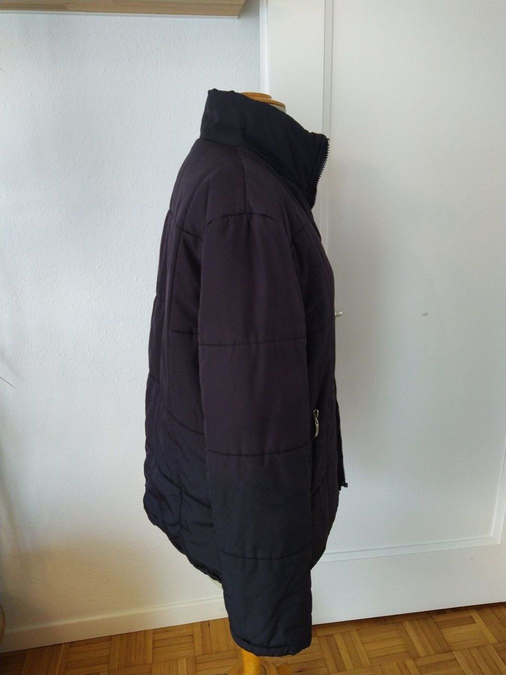 Vestes: Winterjacke (schwarz) – D'occasion à Triesen par stephanieschurti 1