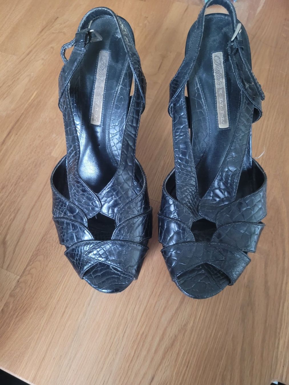 Buffalo Scarpe da donna: Buffalo High Heels – Usato da Neuhausen venduto da eliana2 2
