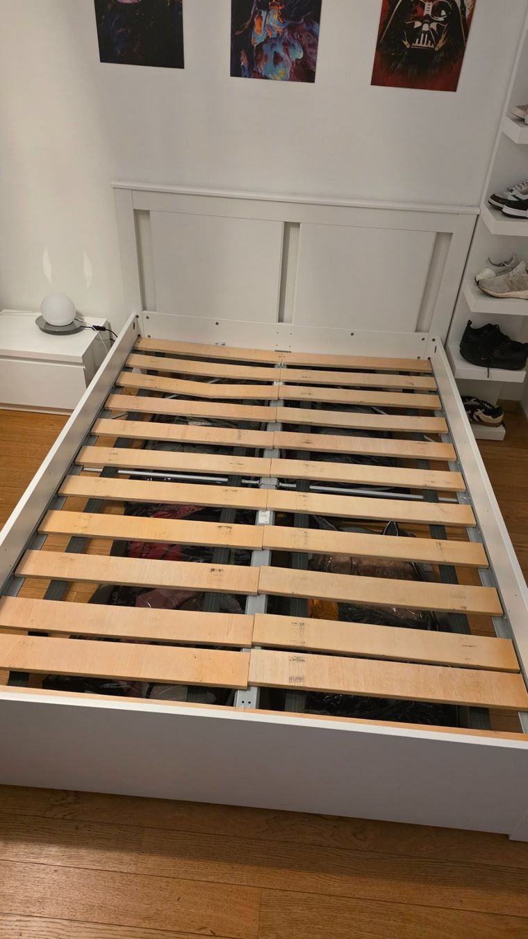 Ikea Lits: IKEA Bedframe – D'occasion à Geneva par tut_95td