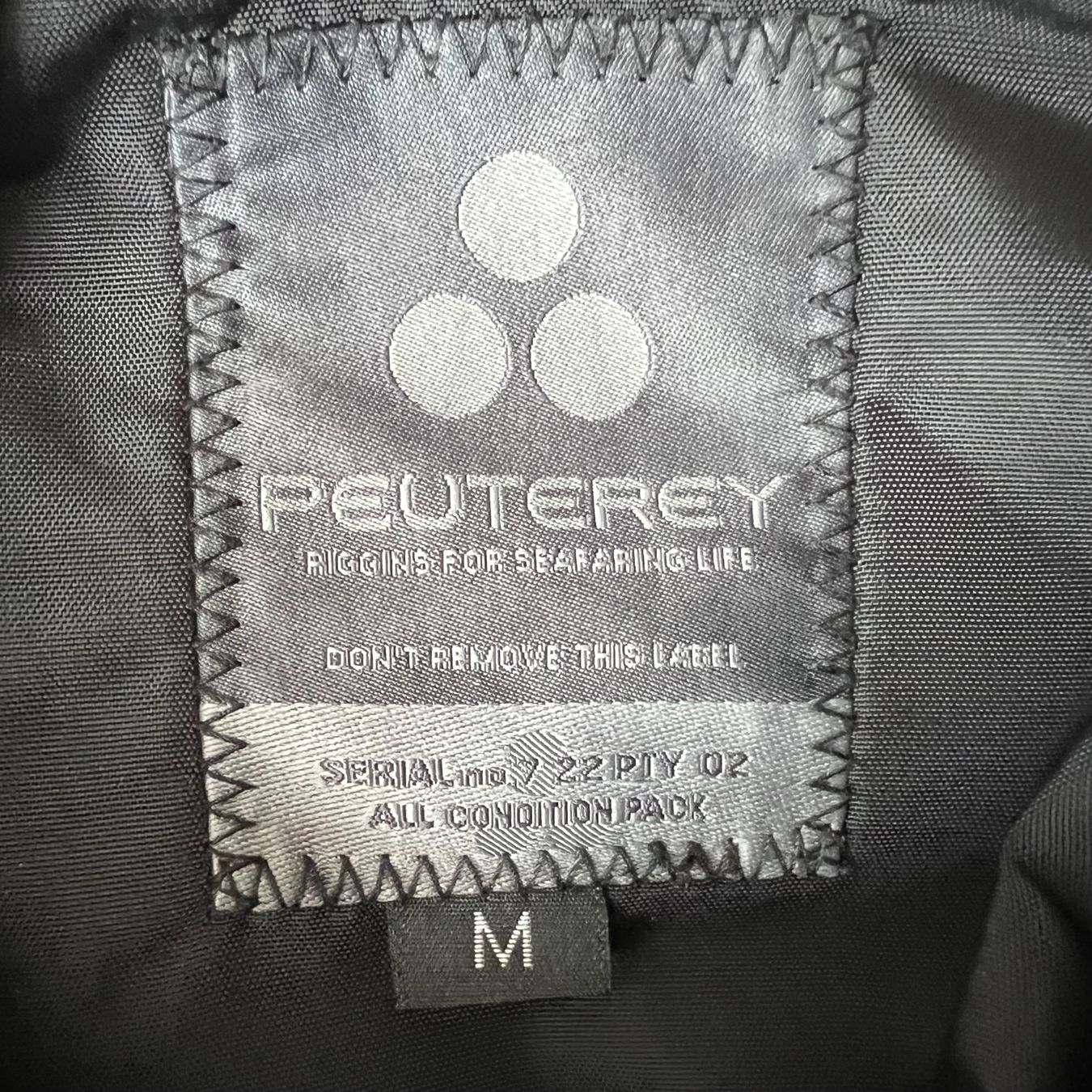 Peuterey Giacche: PEUTEREY Jacke 🖤 – Usato da zürich venduto da vintage12 8