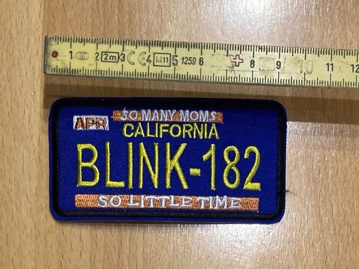 Toppe: Blink 182 Patch Aufnäher Rock Punk Metal 5 – Nuovo (secondo la descrizione) da Horn venduto da abutre72